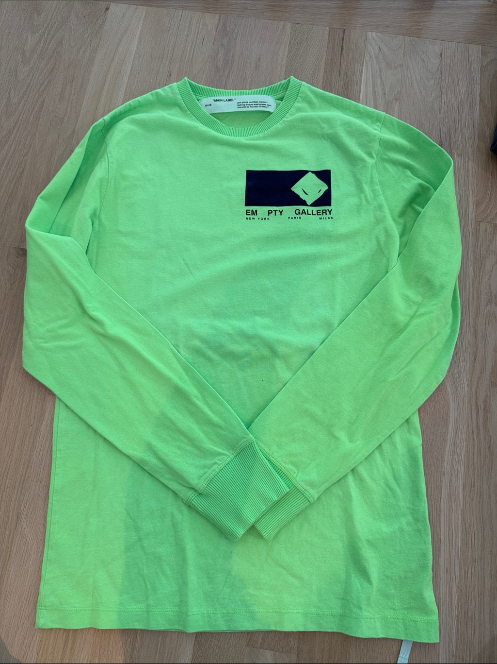 Off-White C/O Virgil Abloh "Empty Gallery" Long Sleeve Neon Green Sz Small